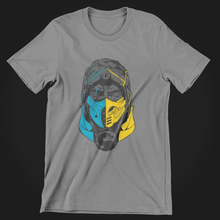 Cargar imagen en el visor de la galería, Subzero vs Scorpion T-Shirt Battle for Souls T-shirt