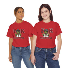 Cargar imagen en el visor de la galería, T-Shirt — 'F**k Valentines' Grinch Skull Anti-Valentine Graphic Tee
