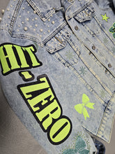 Cargar imagen en el visor de la galería, Glitter Custom Denim for Sports Moms – Custom Jeans &amp; Jean Jackets in San Antonio - Premium TShirts &amp; More
