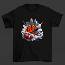 Cargar imagen en el visor de la galería, The Cincinnati Bengals Shirt/Hoody

