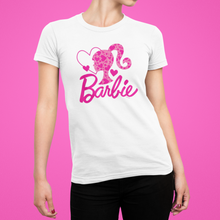 Cargar imagen en el visor de la galería, Barbie Love T-Shirt
