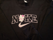 Cargar imagen en el visor de la galería, Hello Kitty Crewneck Sweater Pullover Hello Kitty Crewneck Sweatshirts
