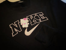 Cargar imagen en el visor de la galería, Hello Kitty Crewneck Sweater Pullover Hello Kitty Crewneck Sweatshirts
